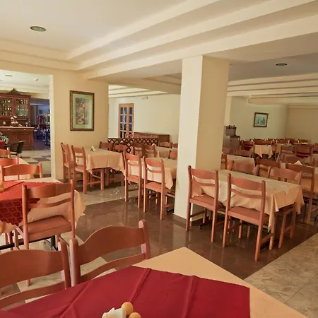 Hotel apartamentowy Kassandra 3*