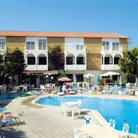 Kassandra Hotel apartamentowy 3*