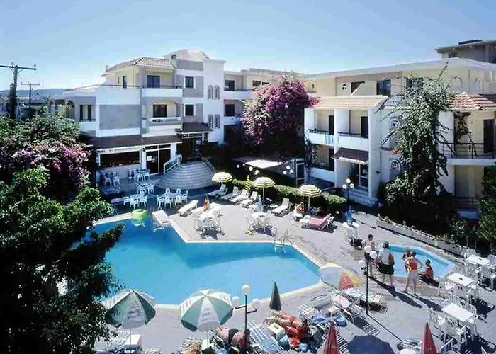 Kassandra Aparthotel 3*