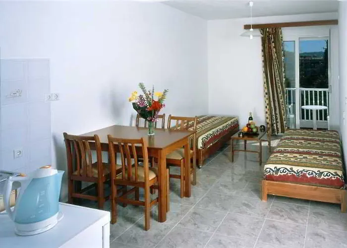 Apart Otel Kassandra 3*