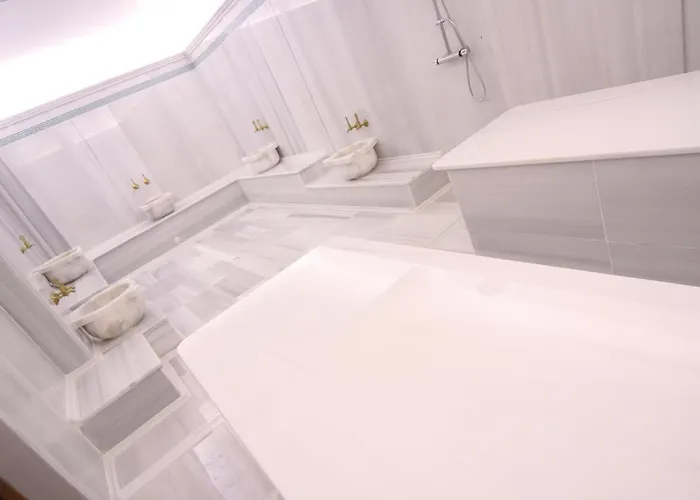 Kassandra إياليسوس