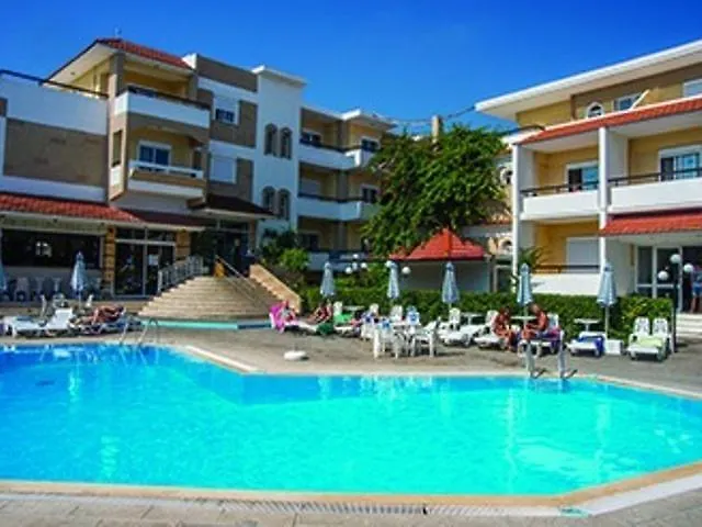 Kassandra Hotel apartamentowy 3*